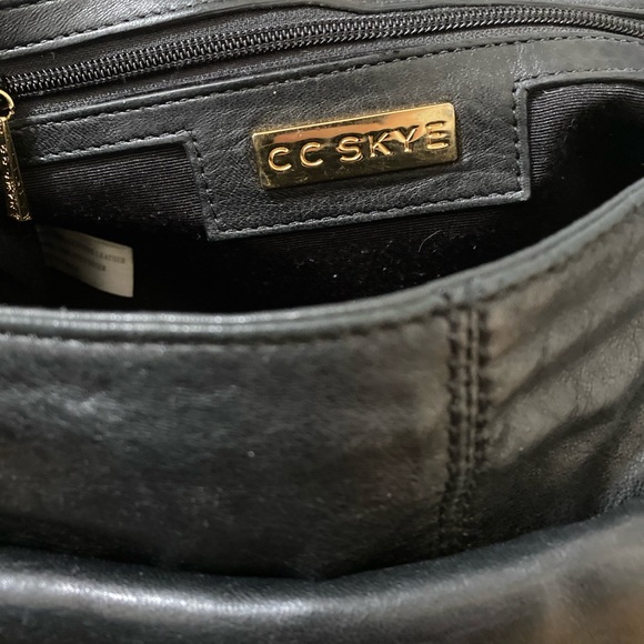 CCSKYE Handbag - Picture 3 of 3